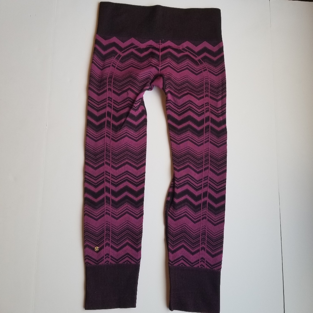 Lululemon Ebb To Street Chevron Purple Seamless Leggings Pant 8 - Picture 4 of 7